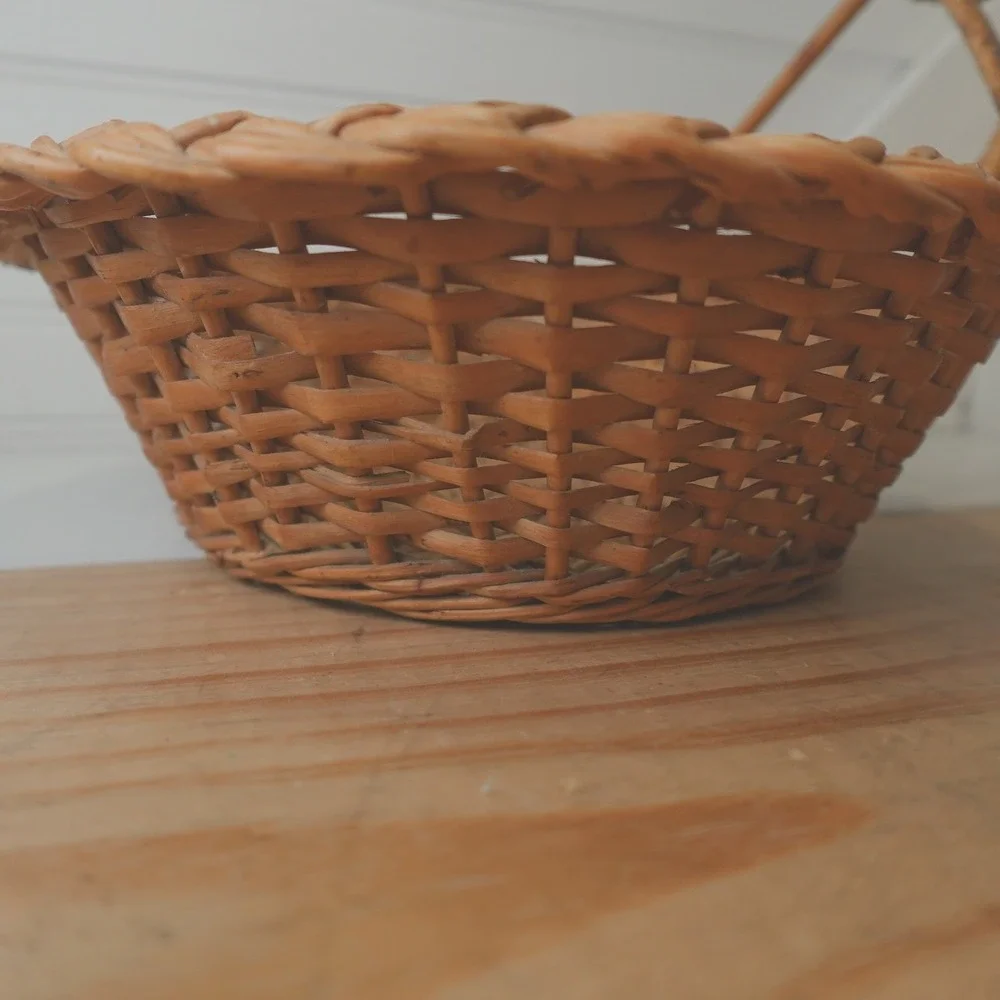 Vintage Woven Wicker Basket Round Abstract Handle 10 inch Braided Rim Unique